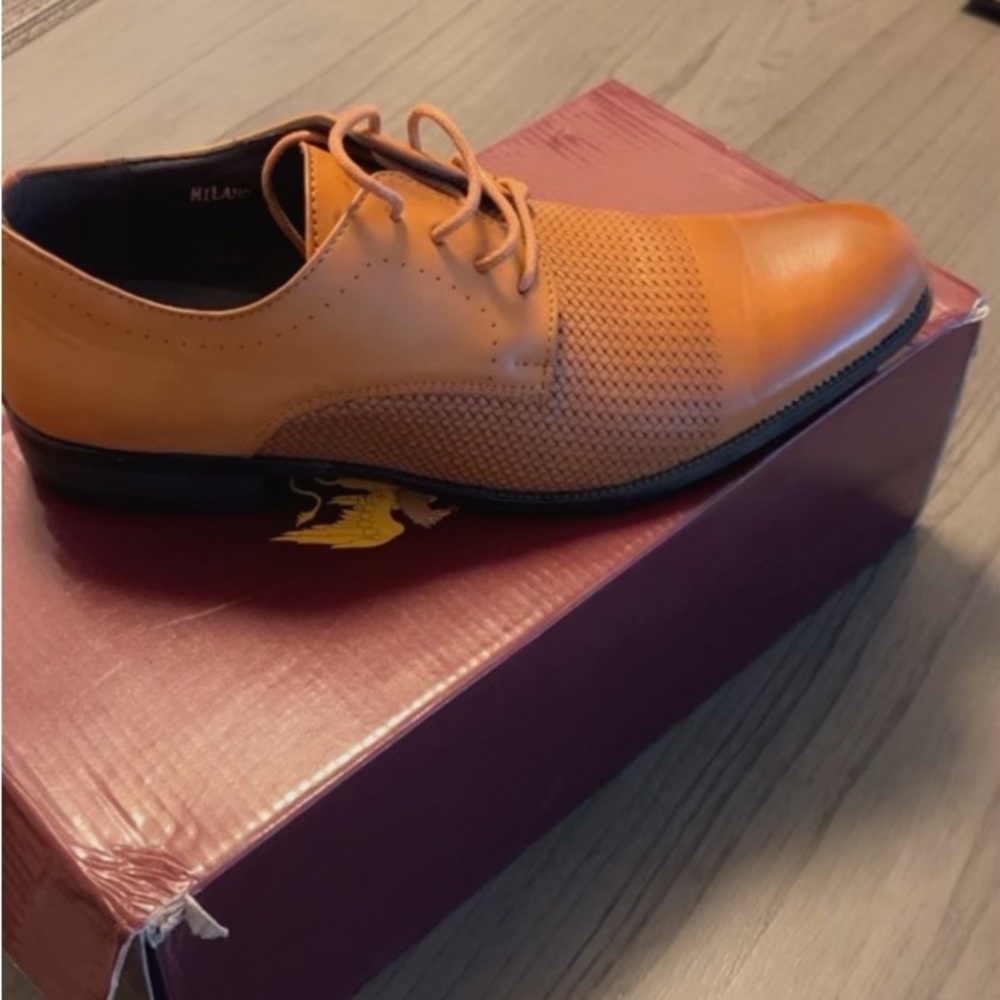 Royal dress men’s shoes size 8